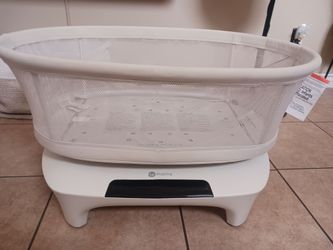 4 moms bassinet