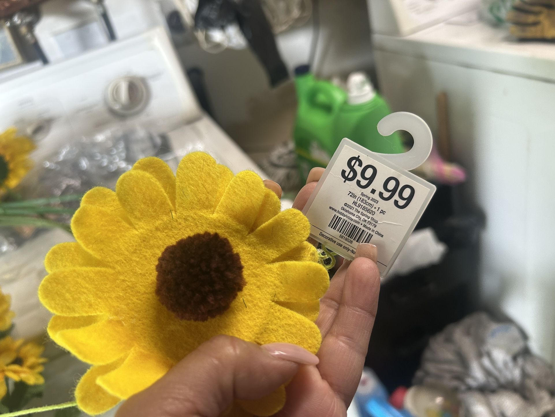 Sunflower party decor