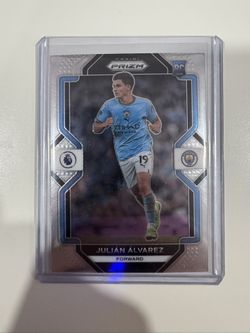 2022-23 Panini Prizm Premier League - Julian Alvarez #16 (RC)