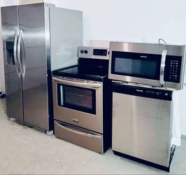 Entire kitchen appliance set