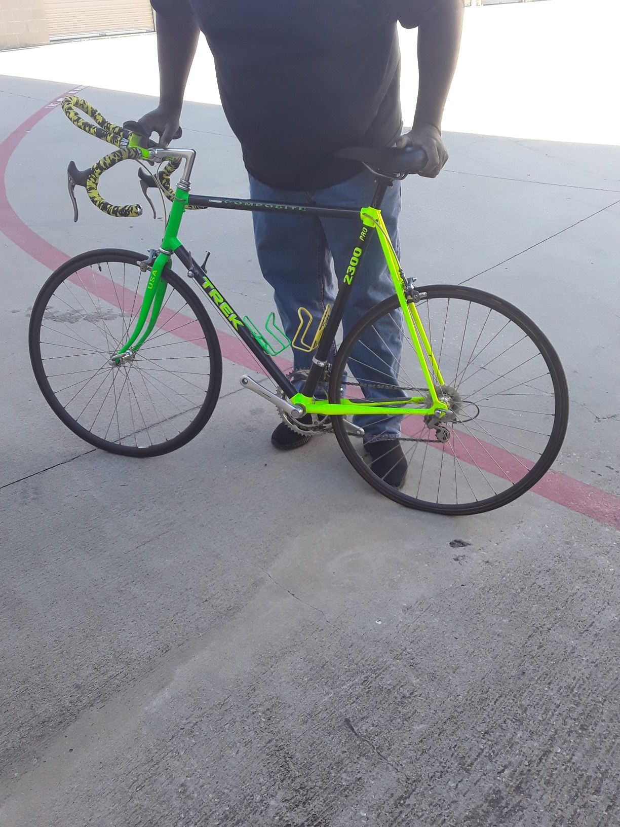 Vintage 2300 Composite trek Carbon Road Bike