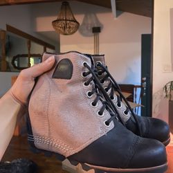 Size 7.5 Sorel, Bed Stu Shoes