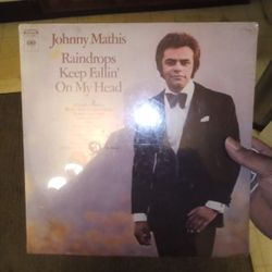 Johnny Mathis Raindrops Keep Falling On My Head
