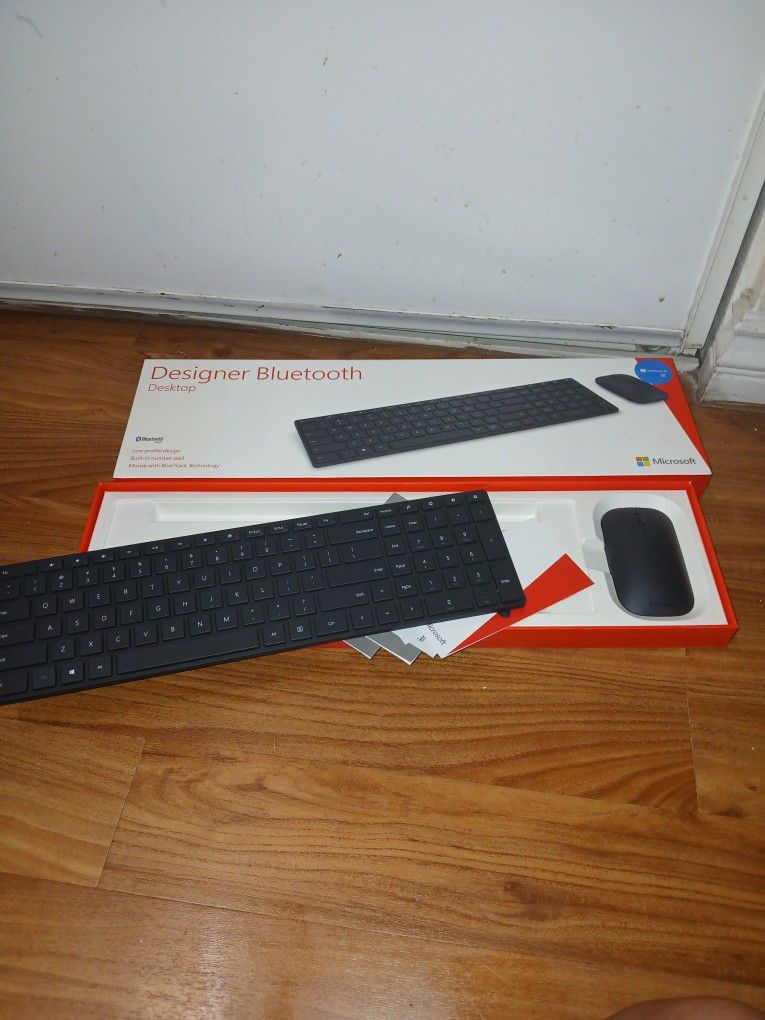 Designer Bluetooth Desktop