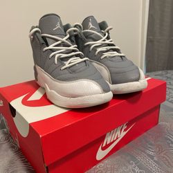 Jordan 12 Wolf Grey Size 2Y