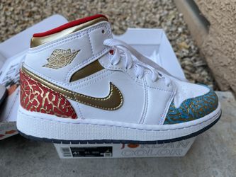 Air Jordan 1 Mid Size 4.5 Youth