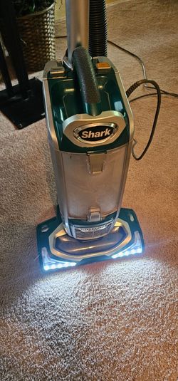 Shark Rotator Speed Powered Lift-Away Vacuum Cleaner - Used - Works like New