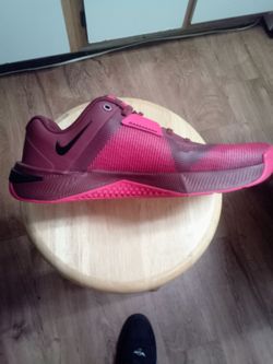 New Nike-Metcon 10 'Dark Team Red' sz 11 mens  $50