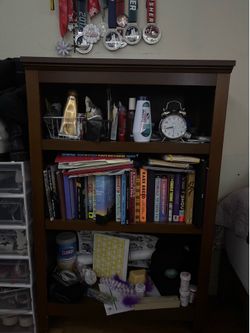 3-tier Dark wood bookshelf