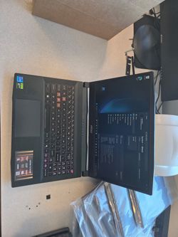 katana 15 HX b14w with external drive