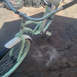 Beach Cruiser Bike Size 26