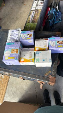 Milk Storage Bags And Nursing Pads