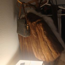 Real Fur Worth 4000 And 300 