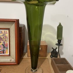 Mid Century Green Blown Glass Tulip Vase 