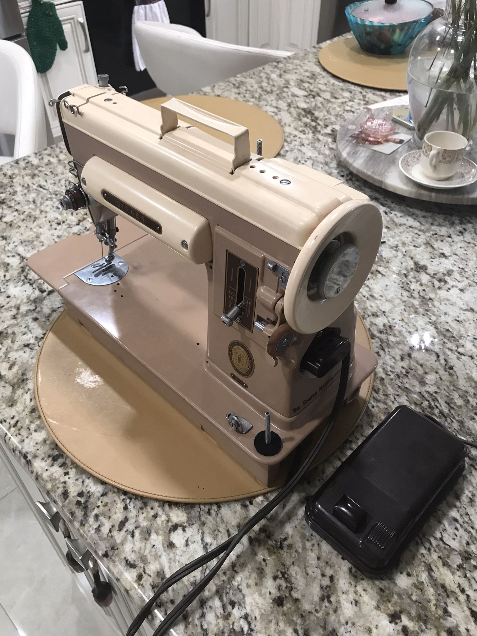 sewing machine Vintage Singer 301A with Trapezoid Case Just serviced