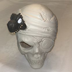 Halloween 13” Pirate Skull decoration