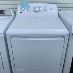 GE Dryer King Size Excellent . Warehouse pricing.  Warranty . Delivery Available . 2522 Market st. 33901