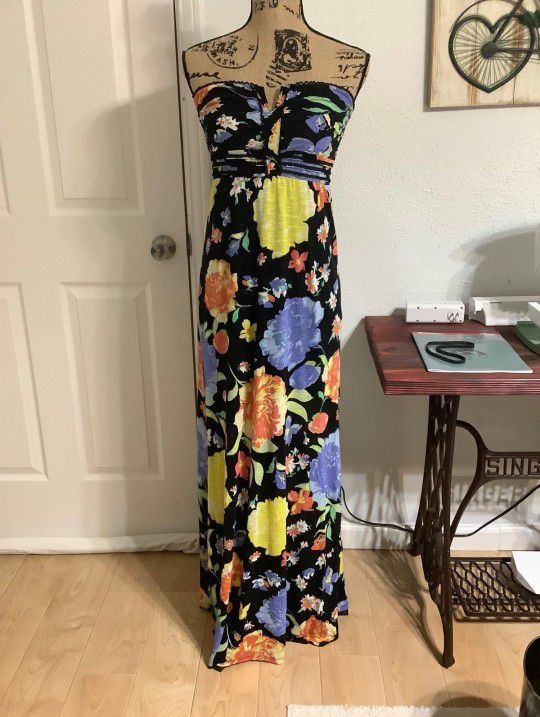 Guess Floral Strapless maxi dress Size Small 4/6