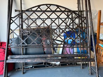 RUSTIC KING BED IRON