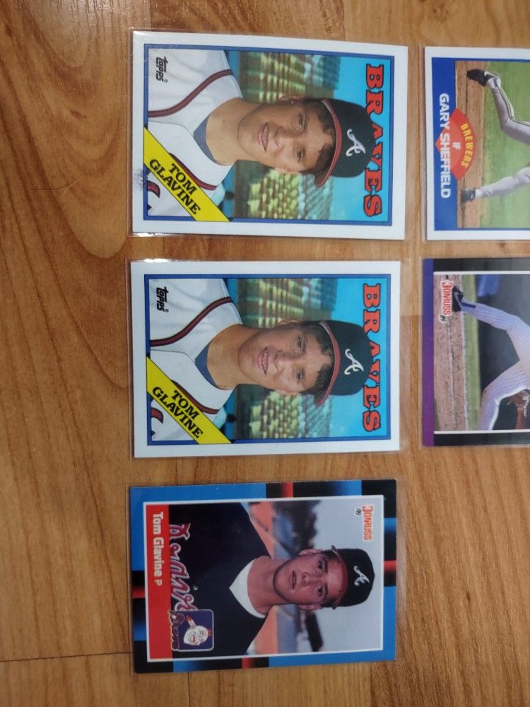 Lot of 7 baseball cards - Glavine, Sheffield, Winfield