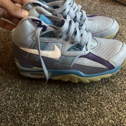 Bo Jacksons Size 6.5 Women’s 