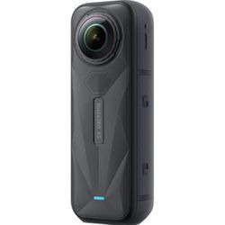 Insta360 X5