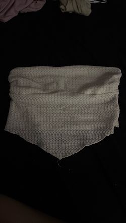 baige crop top V shape size small