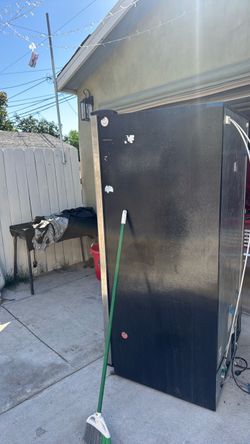 Maytag fridge refrigerator  FREEEEEEE