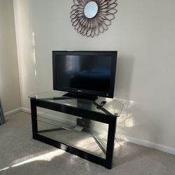 Sony Bravia 32 “ TV & Stand