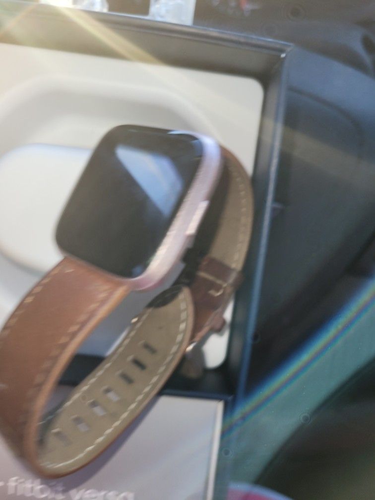 Fitbit Versa 2