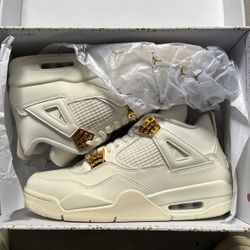 Jordan 4 Retro Metallic Gold