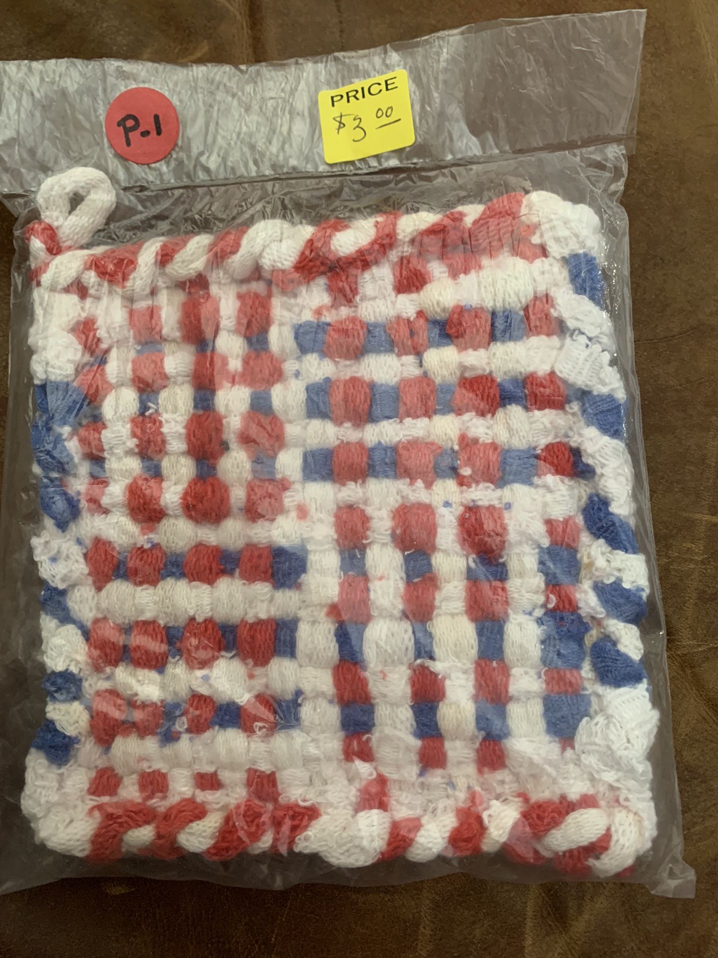 P-1. Potholder Americana $3