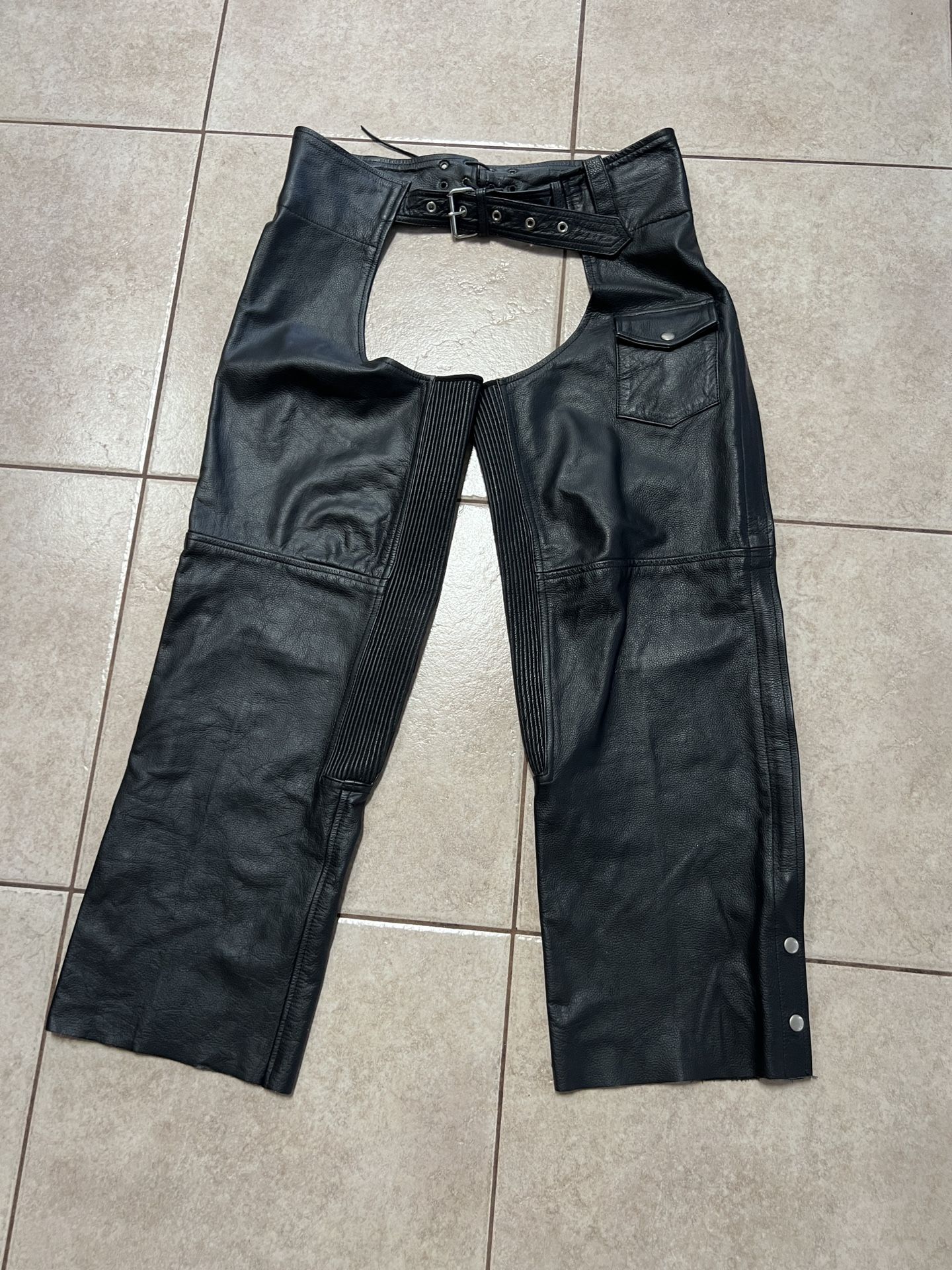 Guide Gear Leather Motorcycle Chaps Size XL