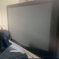 All-in-one PC - i3 core 27’ - HP BRAND NEW CONDITION