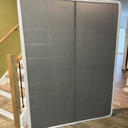 Box Spring (foundation Type)  - Queen