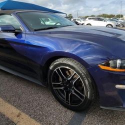 2020 Ford Mustang