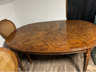 Drexel wooden table with 4 chairs