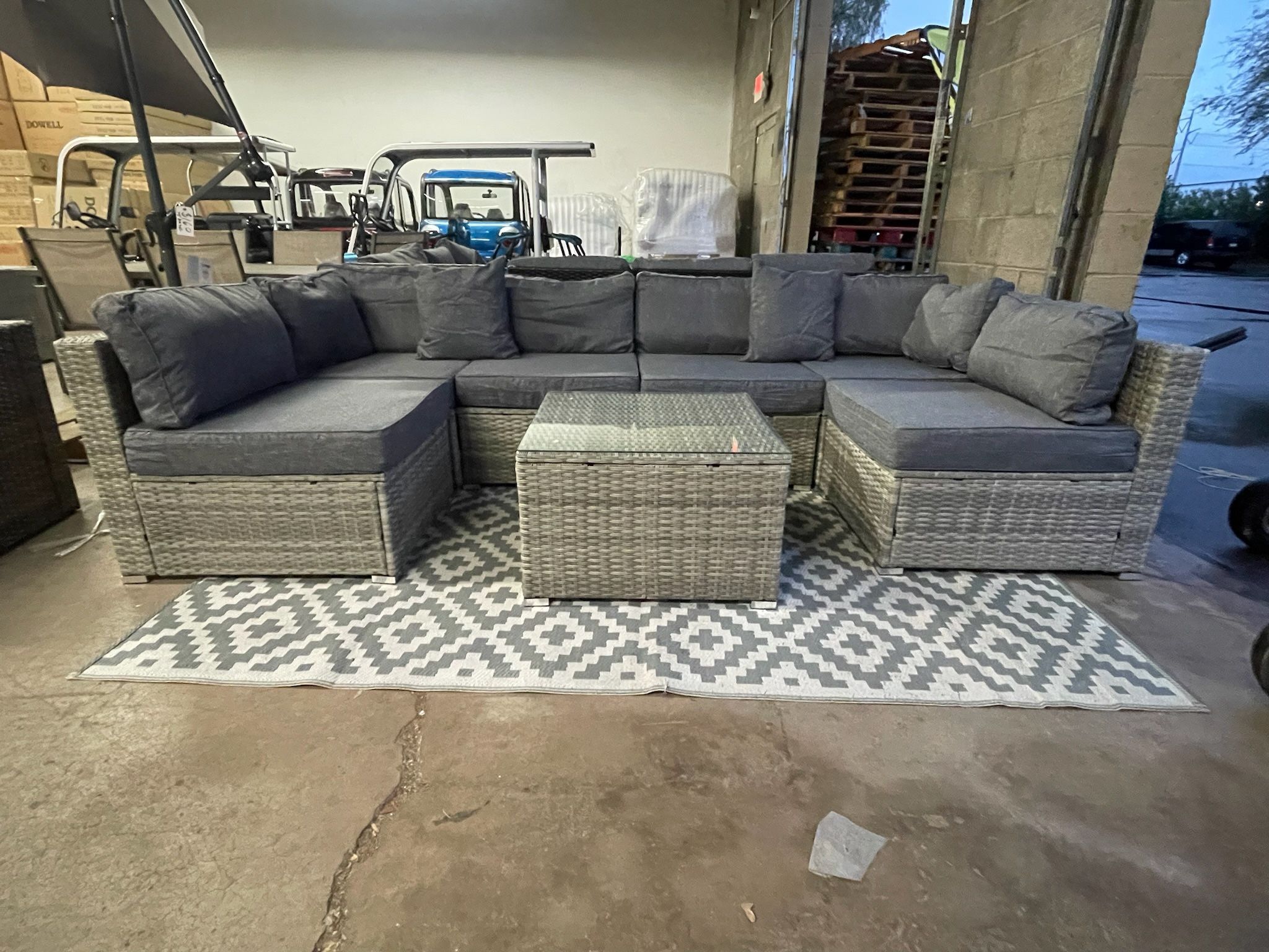 7 Piece Outdoor Modular Patio Furniture Set *New*