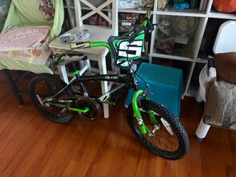 Dynacraft Surge Boys 18" BMX Bike, For Kids Age 6-9 Years, Green