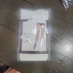Leg Avenue Fishnet Pantyhose 