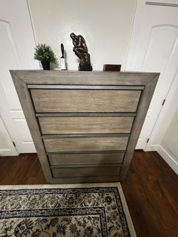 2024 Mathis Brothers 5 drawer dresser