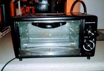 Toaster Oven / Slightly Used