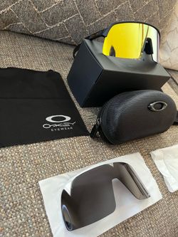 Oakley Sutro lite