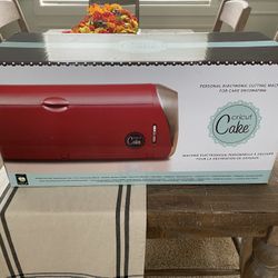 Fondant Cutting Machine