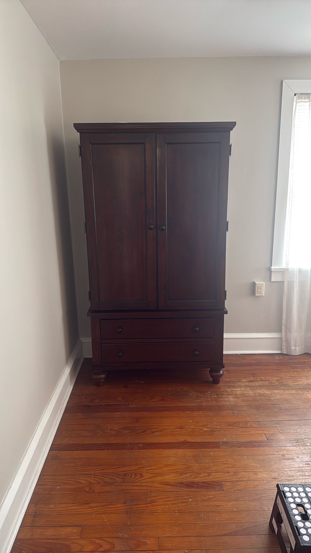 Armoire/Bedroom Storage