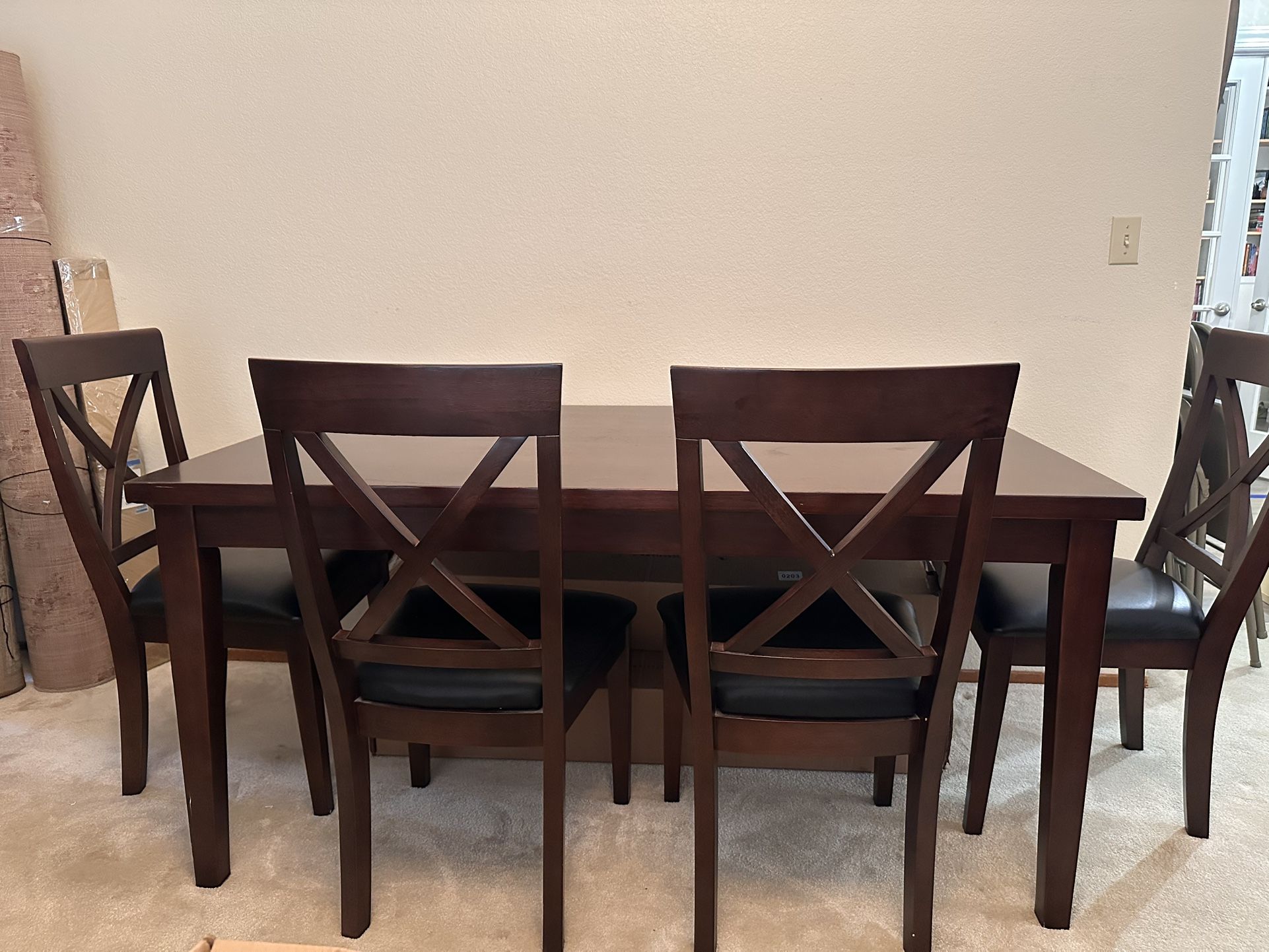 4 person wood dining table set