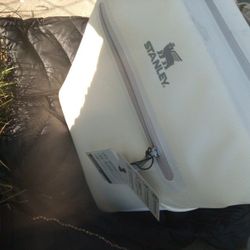 Stanley Madeleine Mini Cooler Backpack 