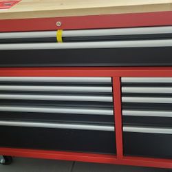 Milwaukee Workbench Heavy Duty Red