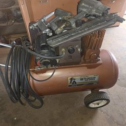 Vintage Craftsman 3HP/30Gal Air Compressor + Complete 4-Tool Pro Kit, Paint Sprayer,  Bead Nailer,  Crown Stapler