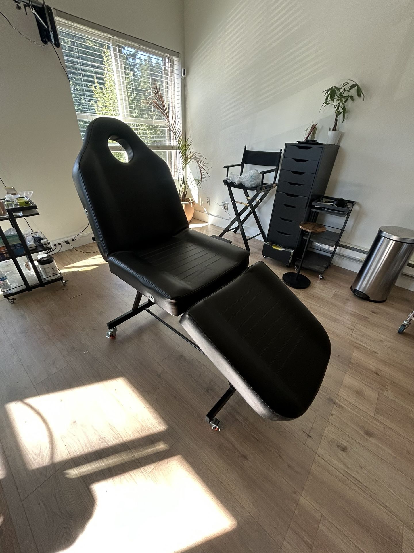 2 Spa Beds Available